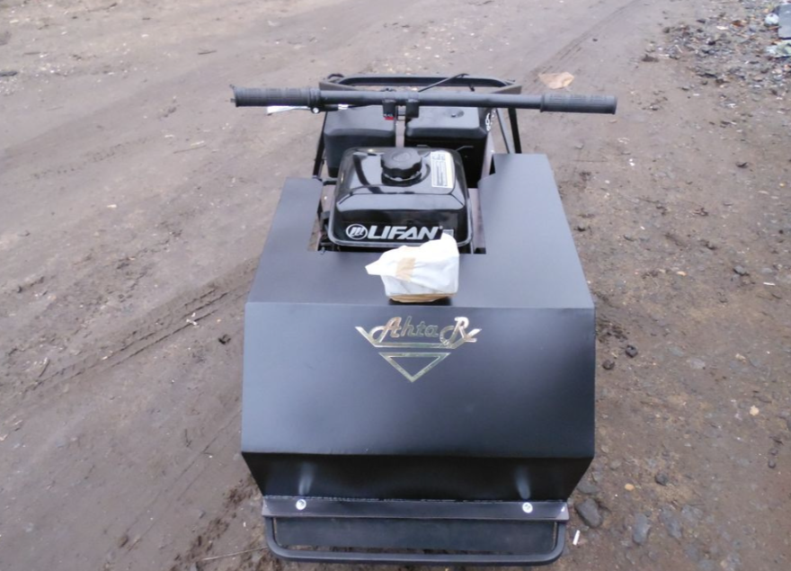 Мотобуксировщик AhtaR Зима 9 л/с с вариатором в Новошахтинске