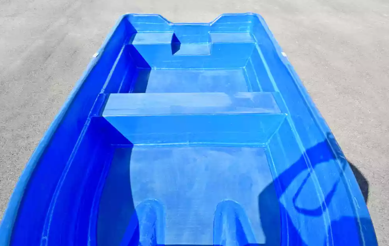 Стеклопластиковая лодка Neman-340 (тримаран) в Новошахтинске