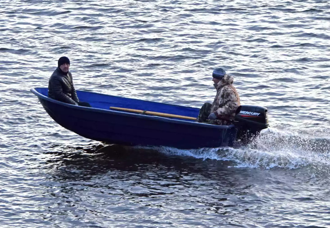 Стеклопластиковая лодка Neman-340 (тримаран) в Новошахтинске