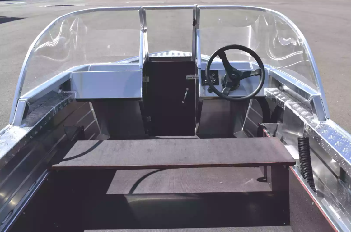 Алюминиевая лодка Wyatboat-390 DCM в Новошахтинске