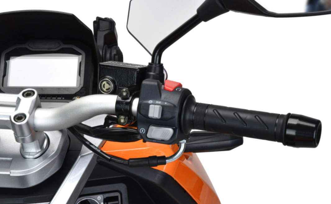 Скутер MOTOLAND (МОТОЛЕНД) T-MAX 150 в Новошахтинске