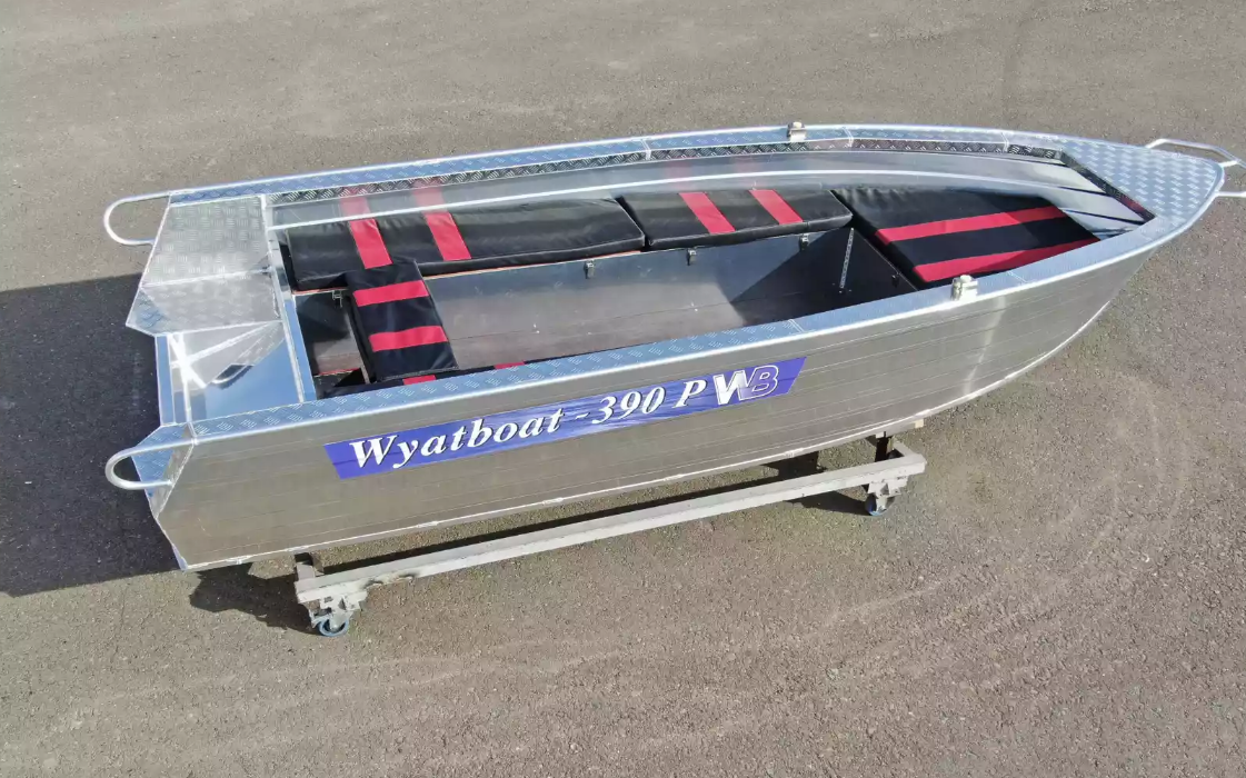 Алюминиевая лодка Wyatboat-390РМ увеличенный борт в Новошахтинске