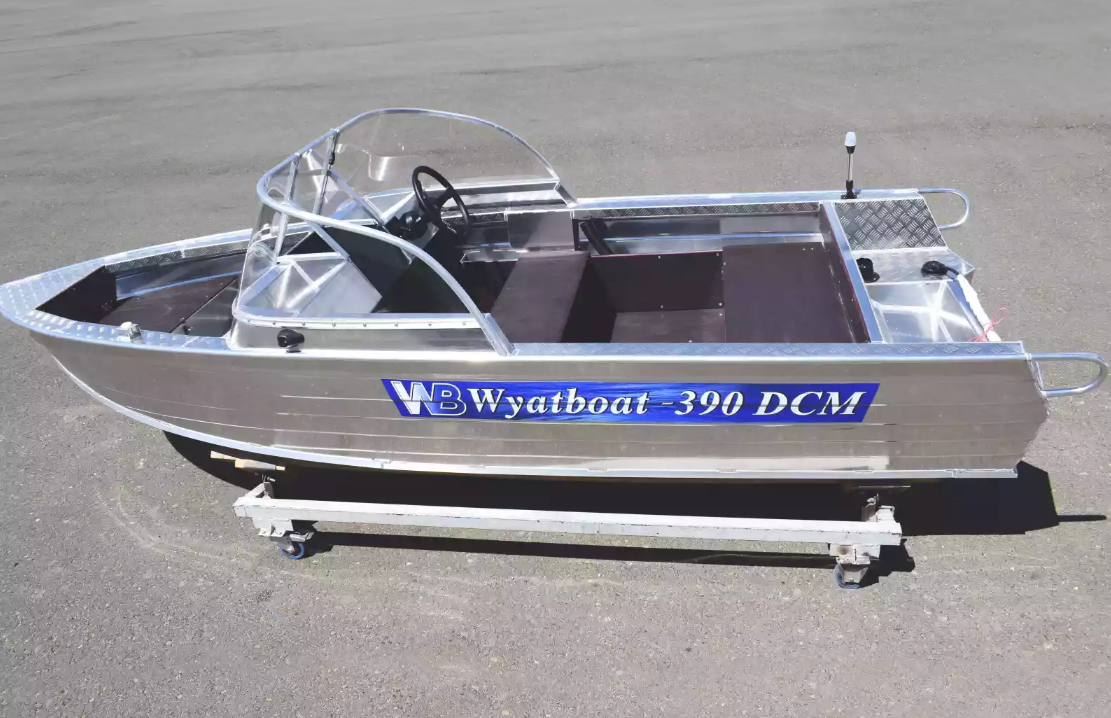 Алюминиевая лодка Wyatboat-390 DCM в Новошахтинске