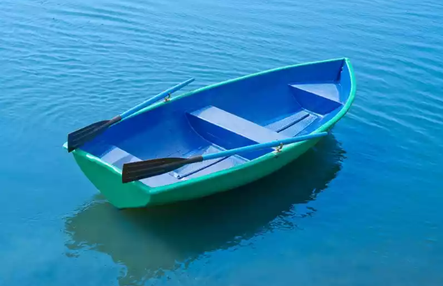 Стеклопластиковая лодка Дельфин в Новошахтинске