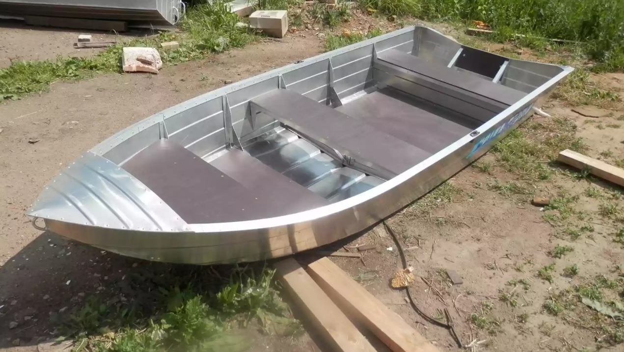 Алюминиевая лодка Вятка-Профи 32 в Новошахтинске