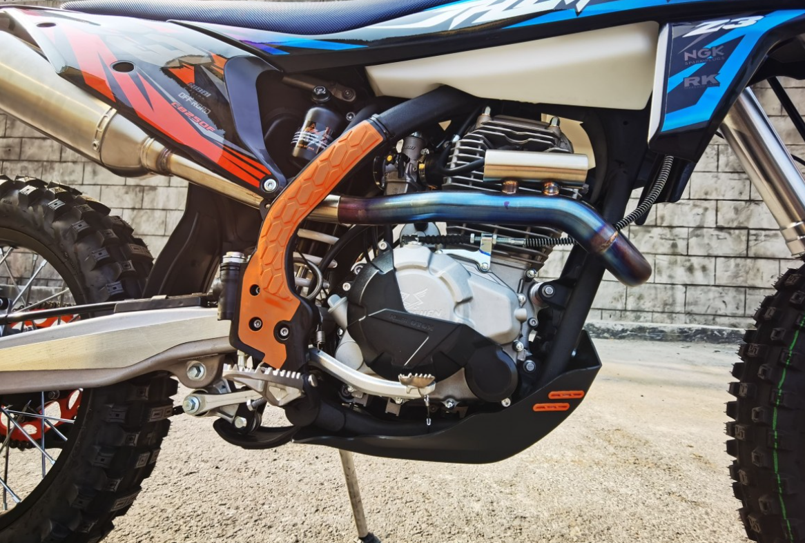 Мотоцикл JHLMOTO JHL Z3 CB250 (172FMM-3A) в Новошахтинске