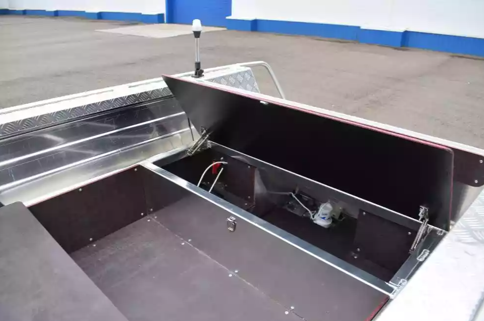 Алюминиевая лодка Wyatboat-390 DCM Увеличенный борт в Новошахтинске