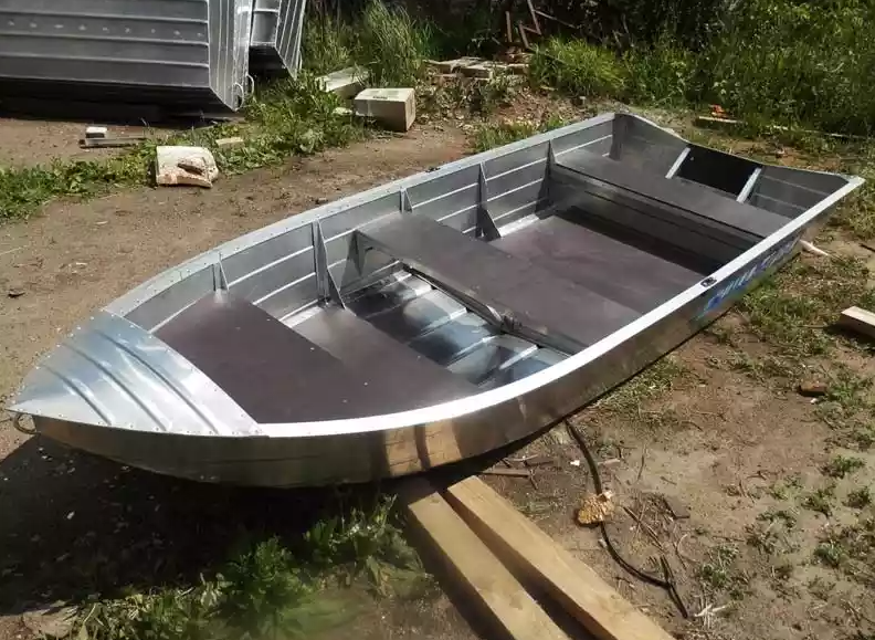 Алюминиевая лодка Вятка-Профи 37 в Новошахтинске