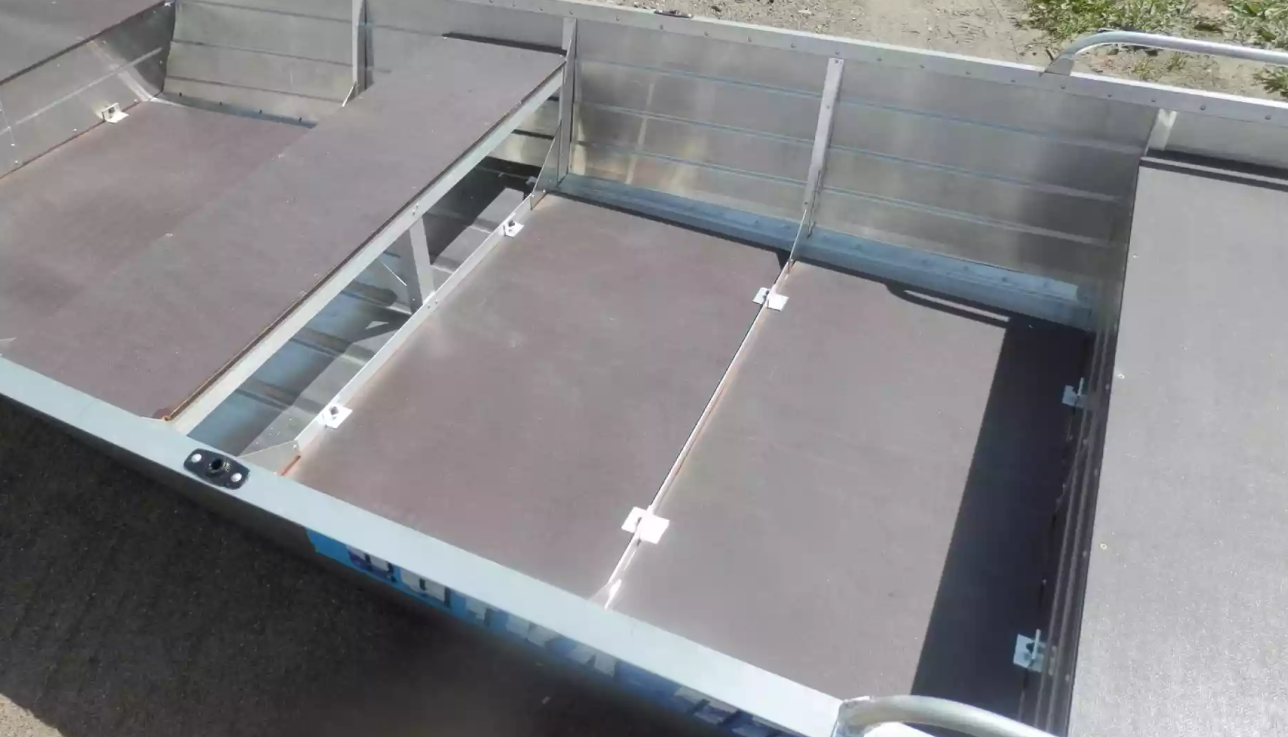 Алюминиевая лодка Вятка-Профи 32 в Новошахтинске