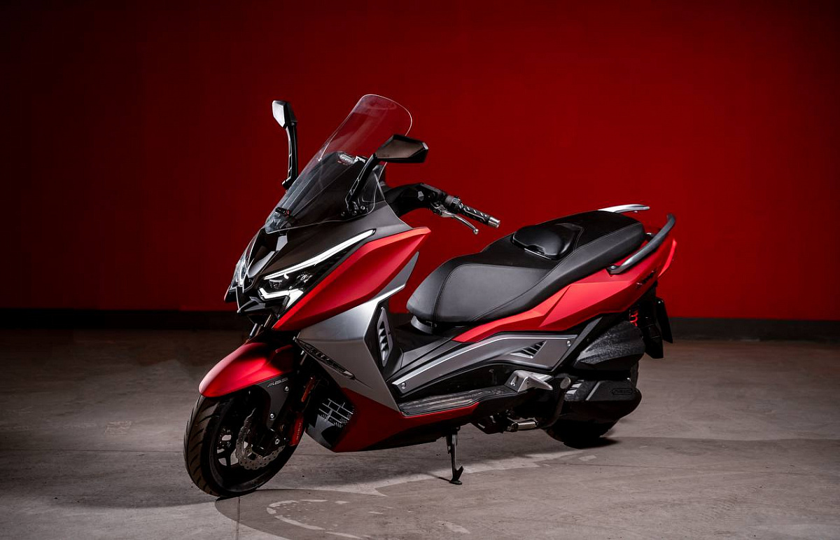 МАКСИСКУТЕР ARIIC 318 в Новошахтинске