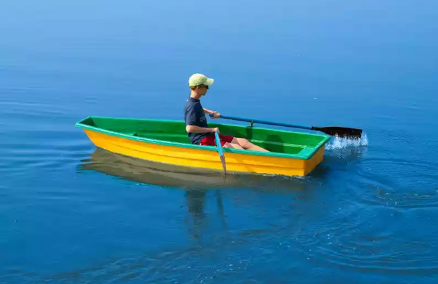 Стеклопластиковая лодка Малютка в Новошахтинске