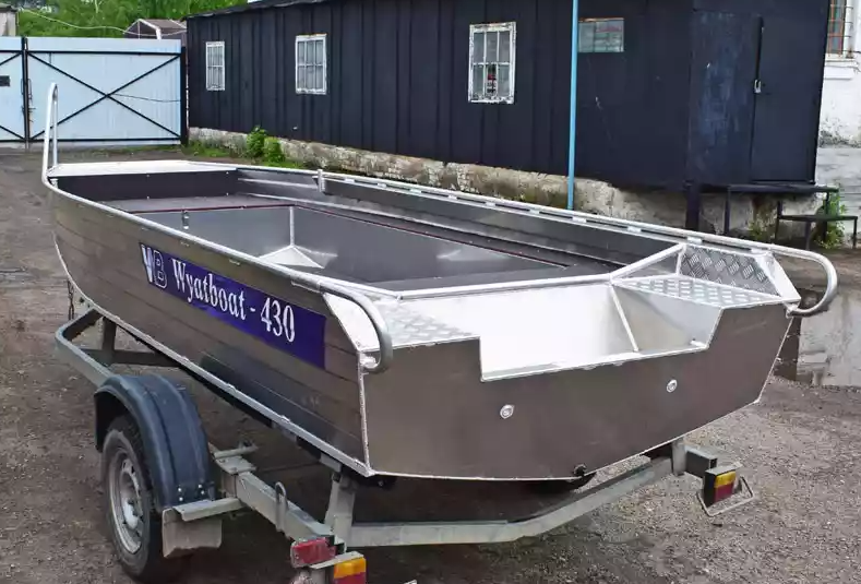 Алюминиевая лодка  Wyatboat-430 Master в Новошахтинске