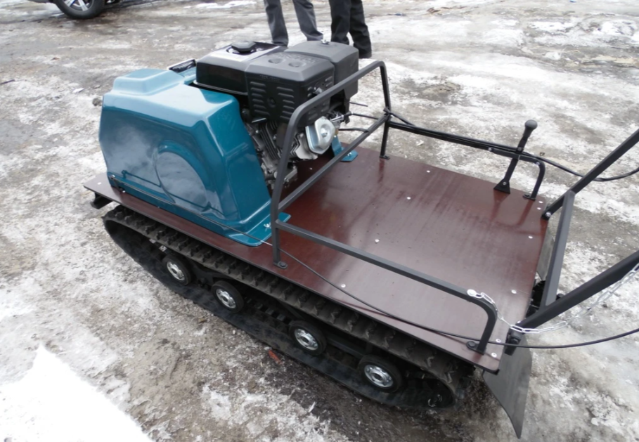 Мотобуксировщик AhtaR LR13 с реверс-вариатором Буран (задний ход) в Новошахтинске