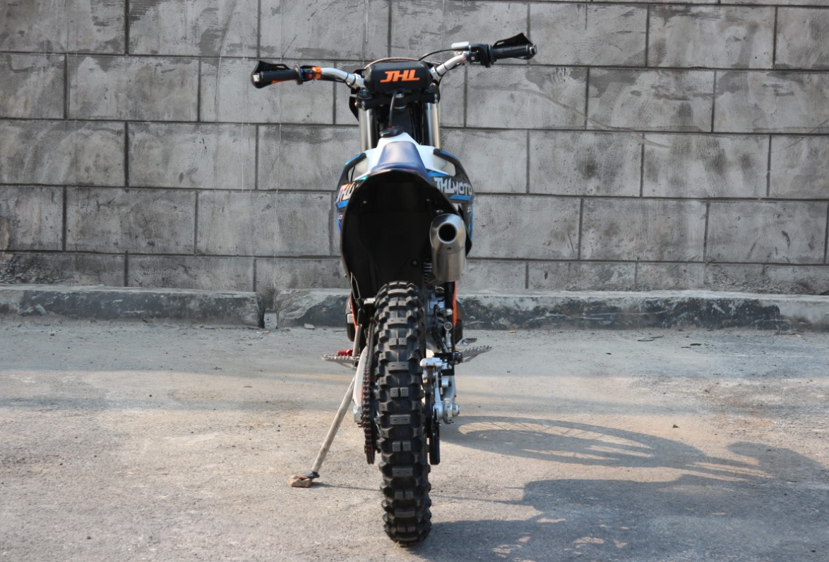 Мотоцикл JHLMOTO JHL Z3 CB250 (172FMM-3A) в Новошахтинске