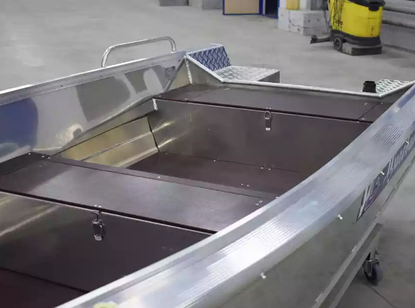 Алюминиевая лодка  Wyatboat-430 Р в Новошахтинске