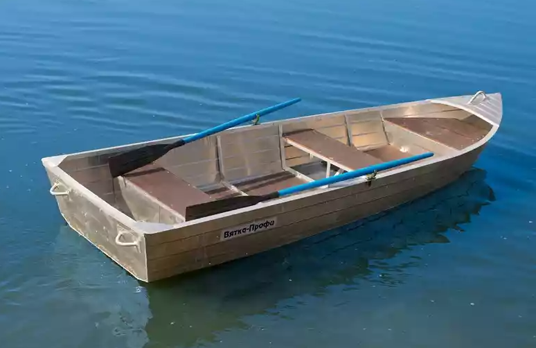 Алюминиевая лодка Вятка-Профи 32 в Новошахтинске