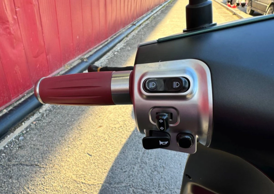 Скутер PROMAX Miami 240 (49) в Новошахтинске