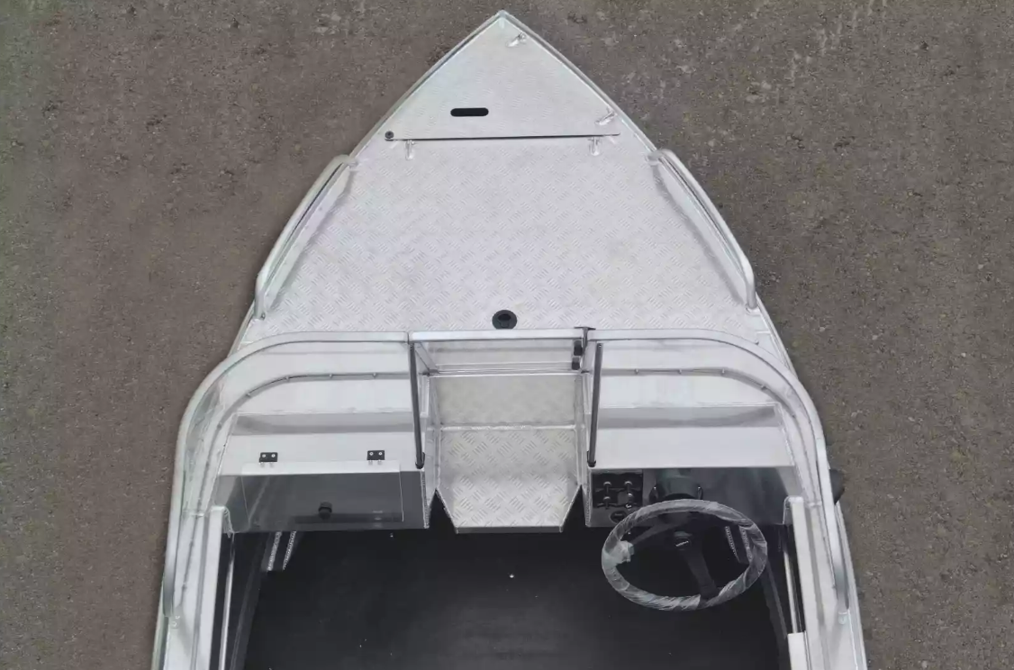 Алюминиевая лодка  Neman-400 PRO в Новошахтинске