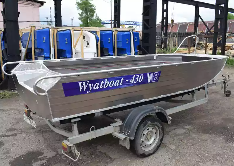 Алюминиевая лодка  Wyatboat-430 Master в Новошахтинске