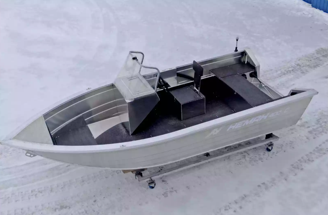 Алюминиевая лодка Неман-400 С в Новошахтинске