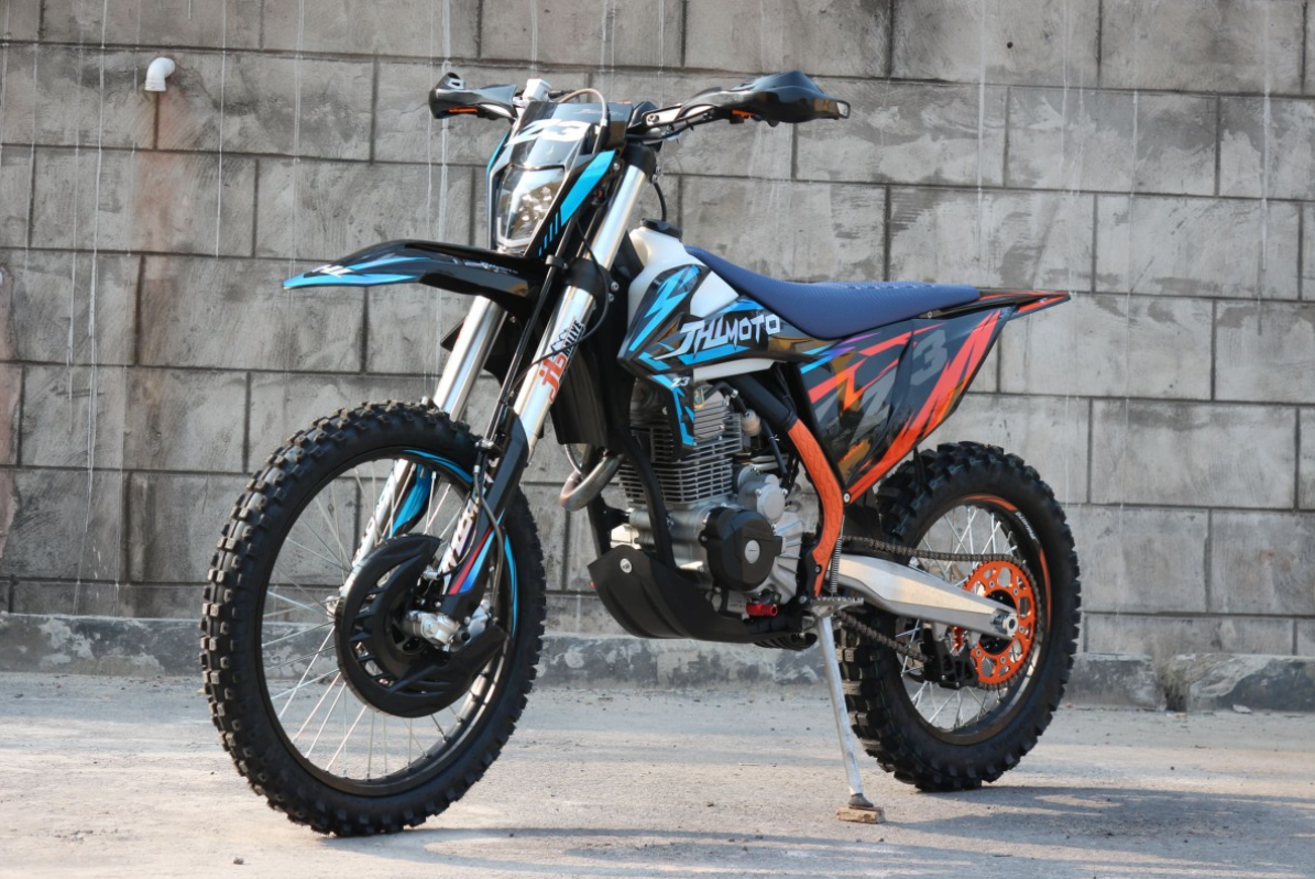 Мотоцикл JHLMOTO JHL Z3 CB250 (172FMM-3A) в Новошахтинске