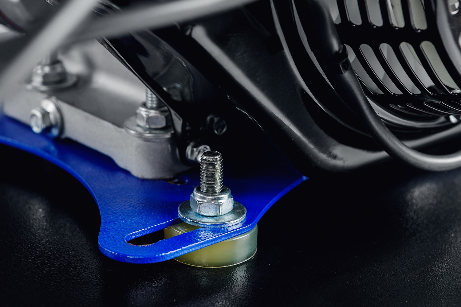 МОТОБУКСИРОВЩИК IKUDZO LONG 2.0 1700/500 EKR20 в Новошахтинске