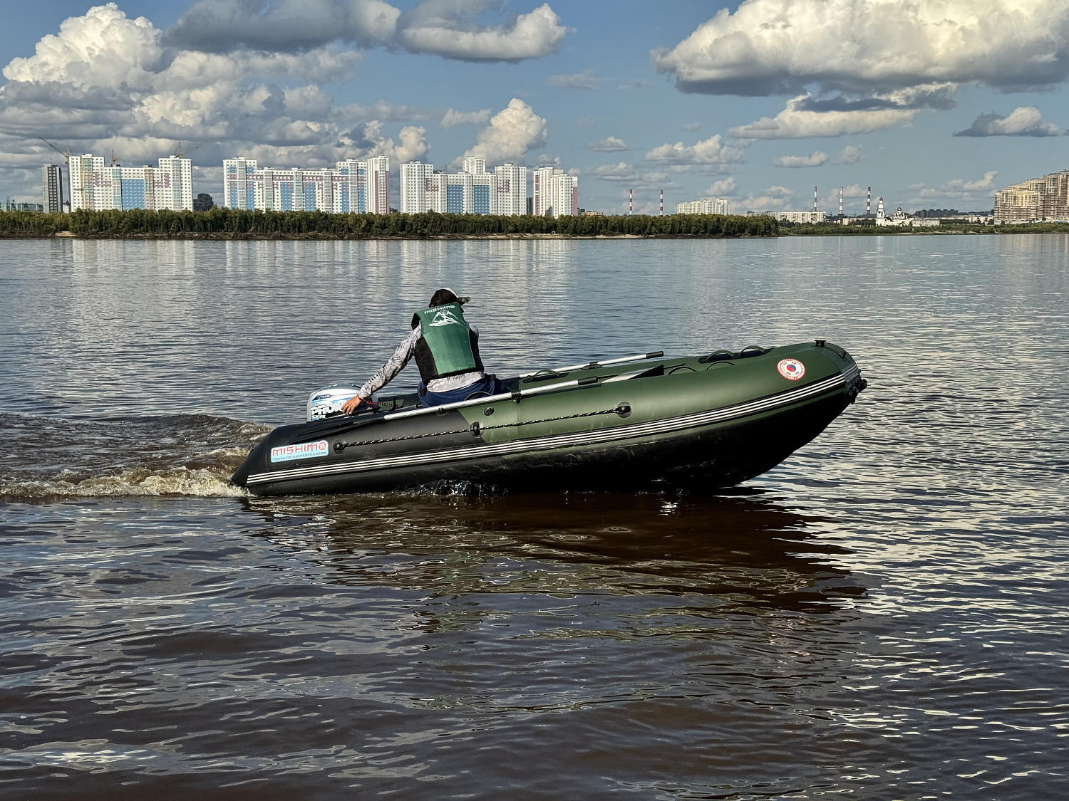 Лодка MISHIMO BIG FLOOR 400 в Новошахтинске