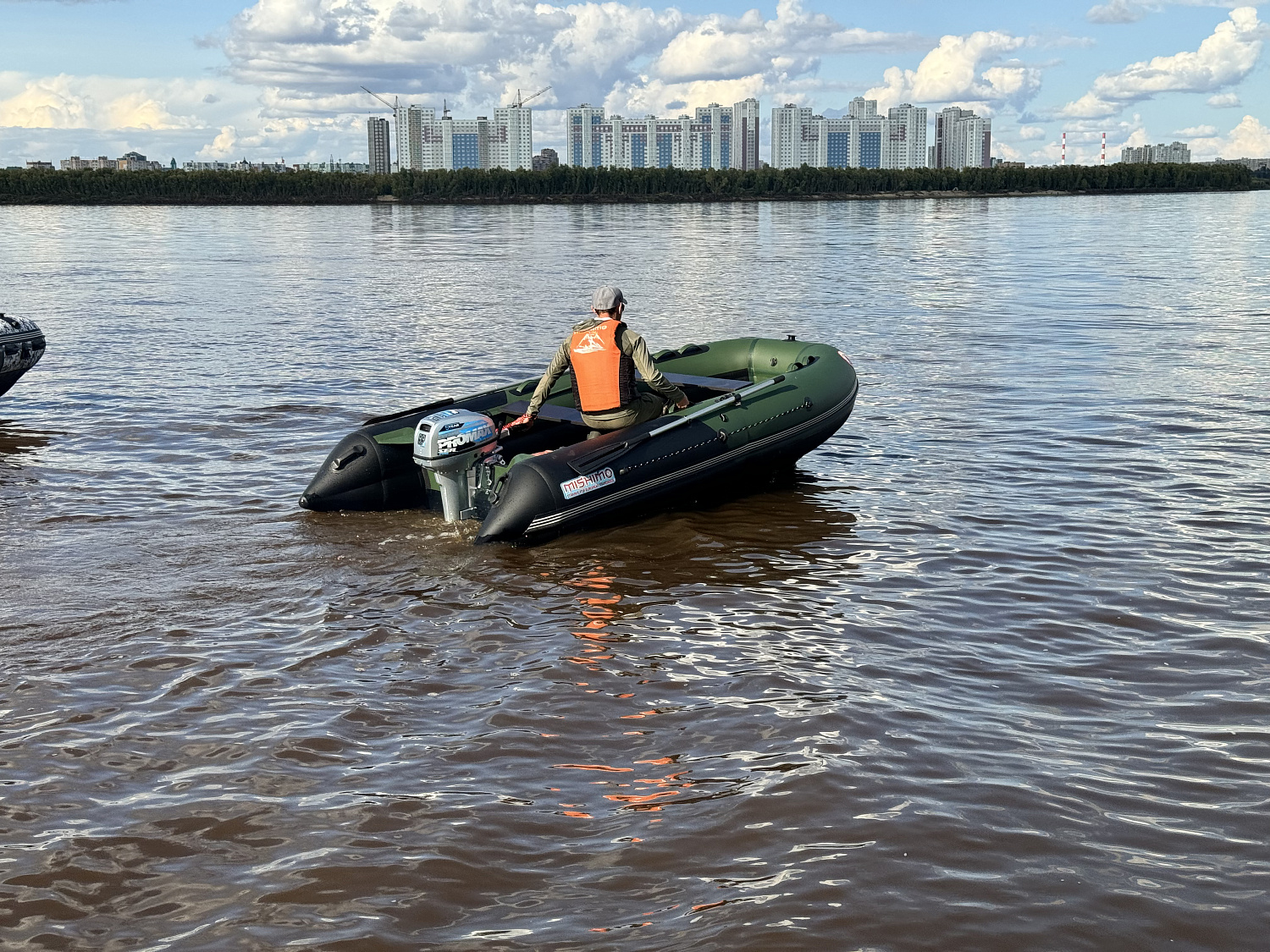 Лодка MISHIMO BIG FLOOR 380 в Новошахтинске