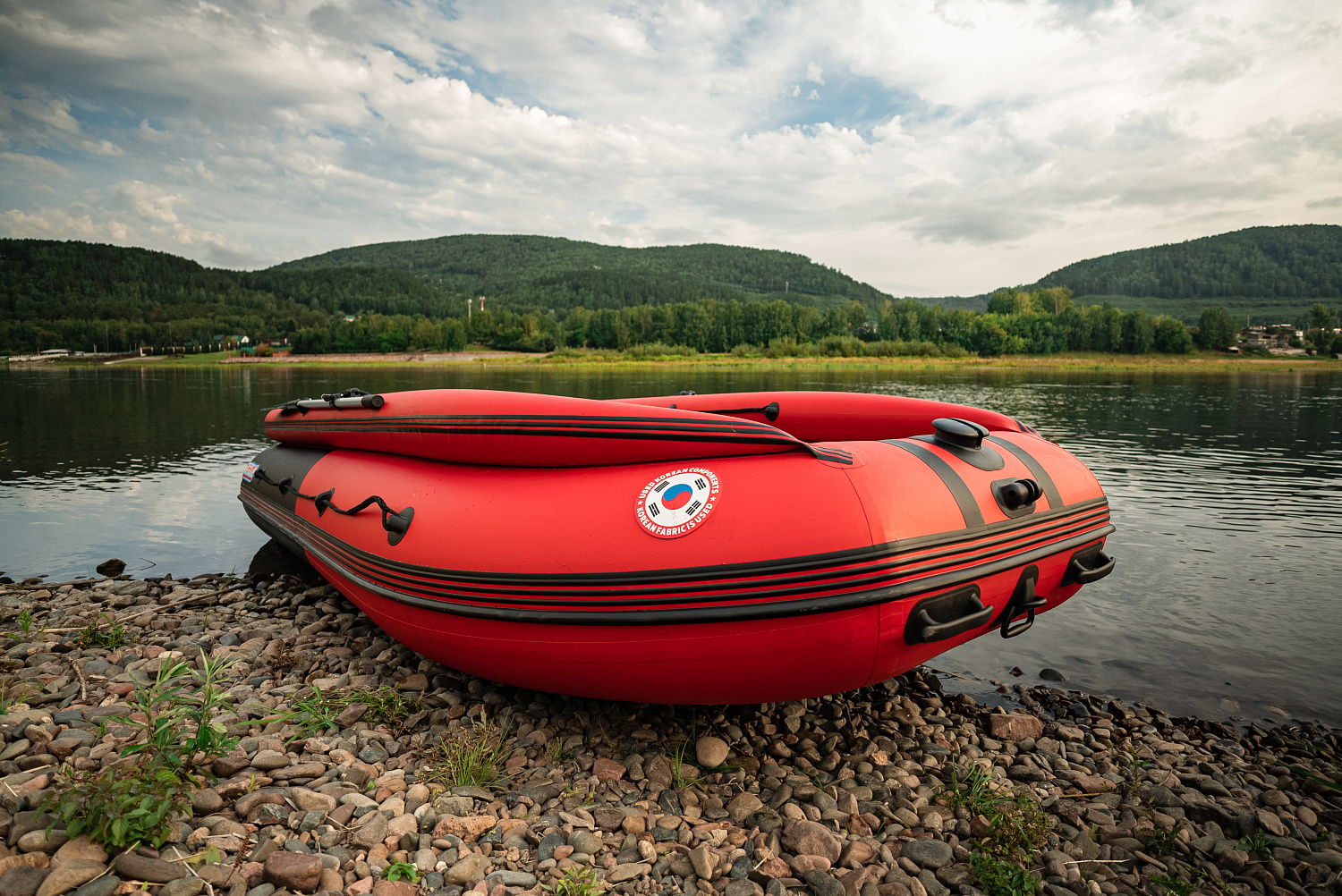 Лодка MISHIMO RIVER FJET PRO 430  под водомет в Новошахтинске