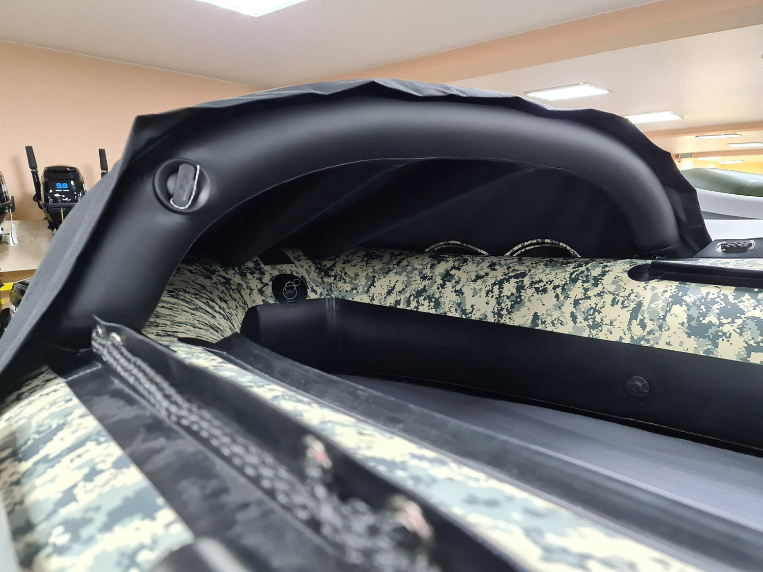 КОМПЛЕКТ НОСОВОГО ТЕНТА К ЛОДКЕ SMARINE AIR MAX 330 ЧЕРНЫЙ в Новошахтинске