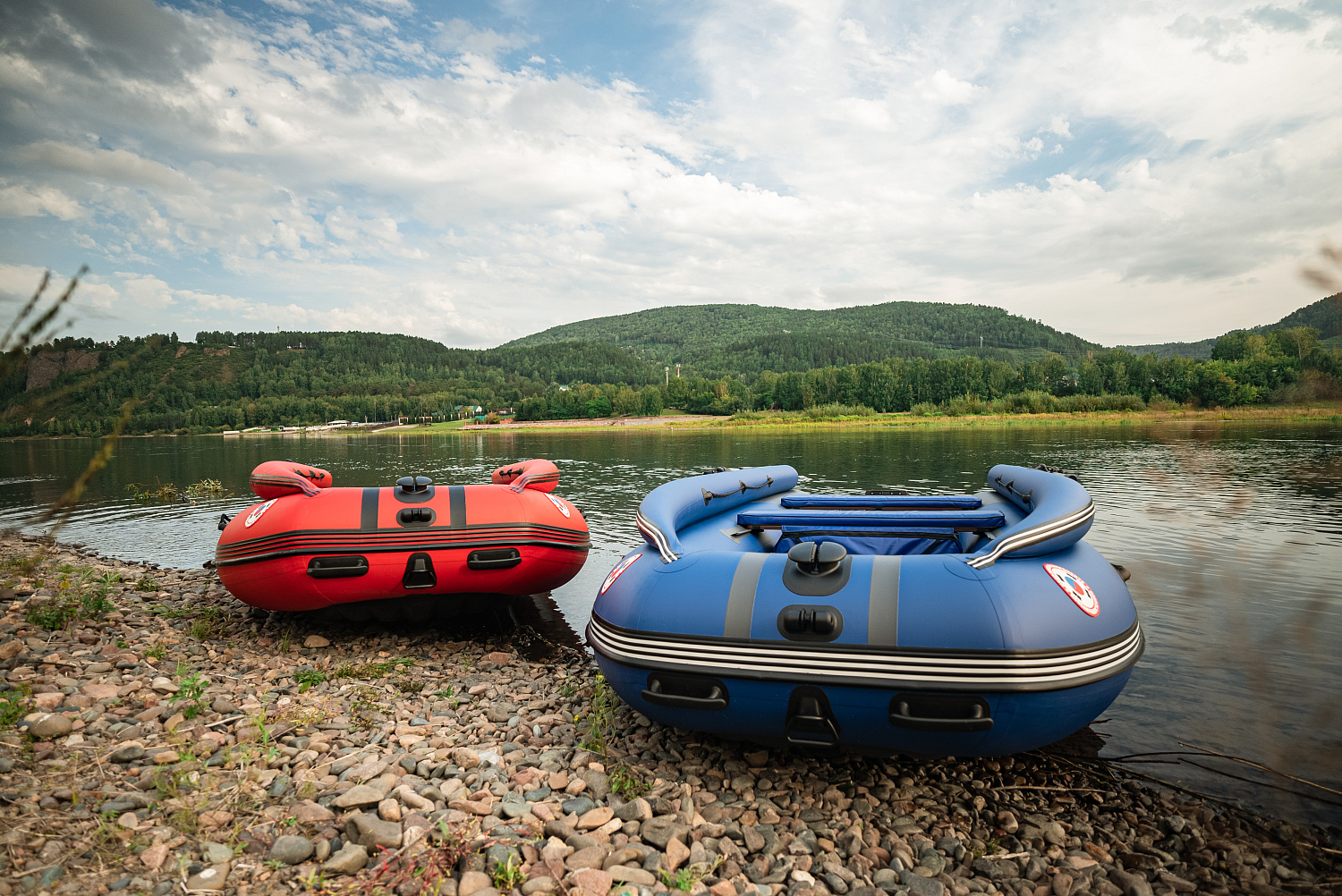 Лодка MISHIMO RIVER FJET PRO 430  под водомет в Новошахтинске