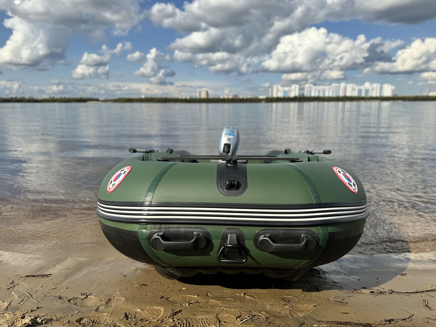 Лодка MISHIMO BIG FLOOR 400 в Новошахтинске