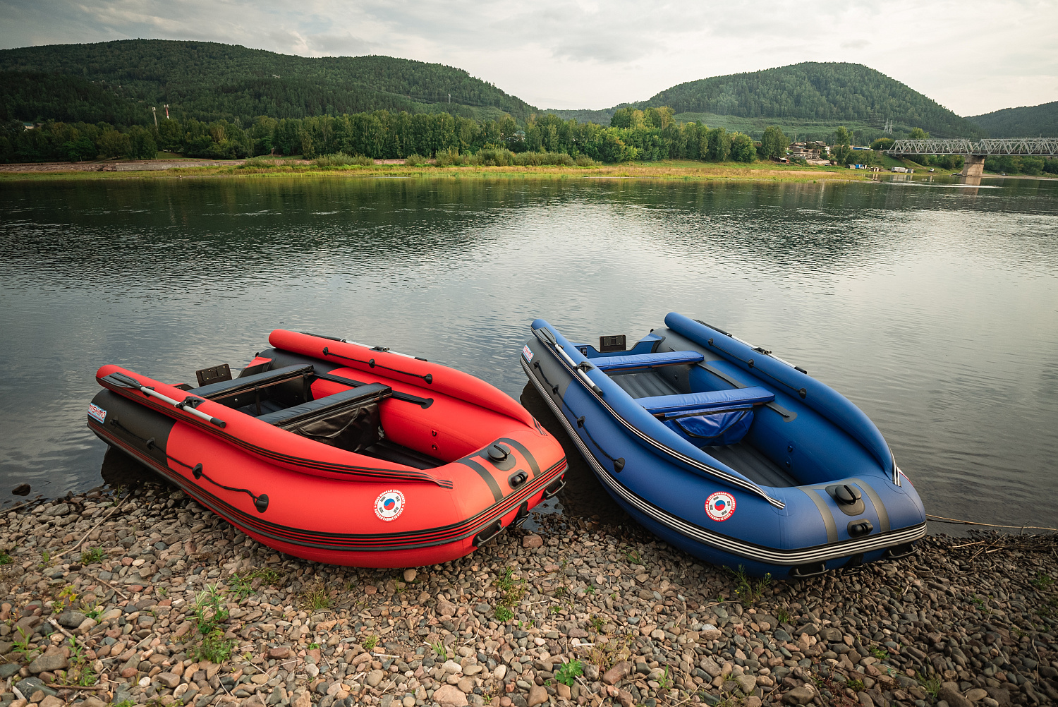 Лодка MISHIMO RIVER FJET PRO 430  под водомет в Новошахтинске