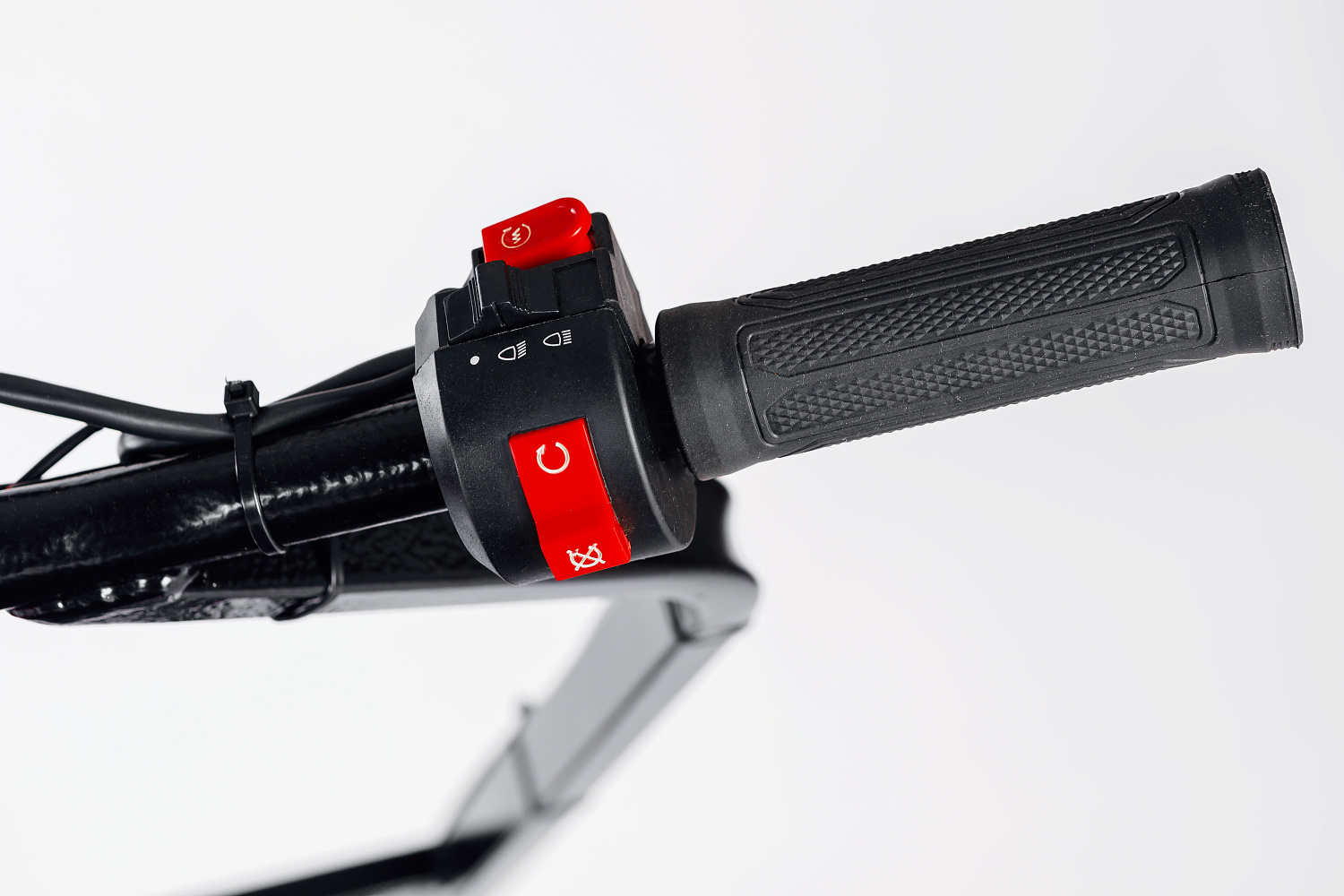 МОТОБУКСИРОВЩИК IKUDZO LONG 2.0 1700/500 EKR20 в Новошахтинске