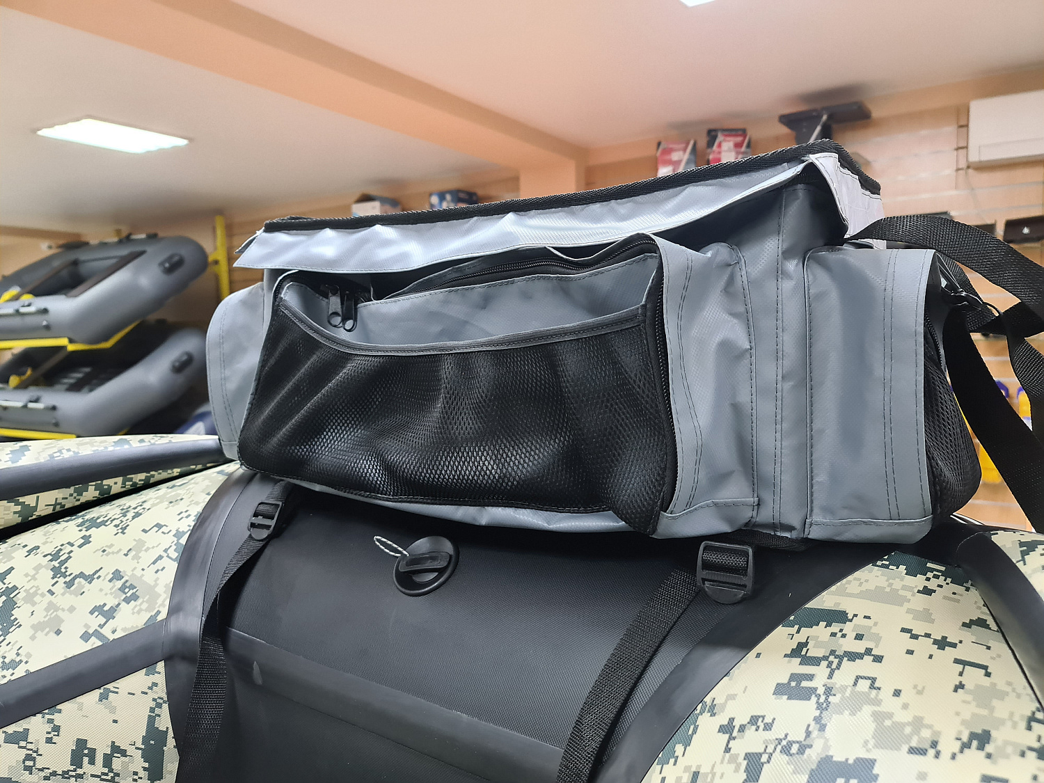 СУМКА ЛЮКС НА БАЛЛОН ДЛЯ ЛОДОК ПВХ 50Х25Х25 СМ в Новошахтинске