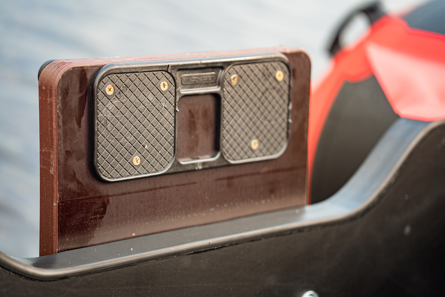 Лодка MISHIMO RIVER FJET PRO 430  под водомет в Новошахтинске